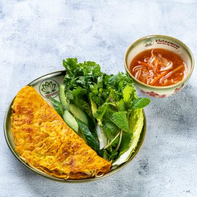 (Banh Xeo)  Vietnamese Crispy Pancake