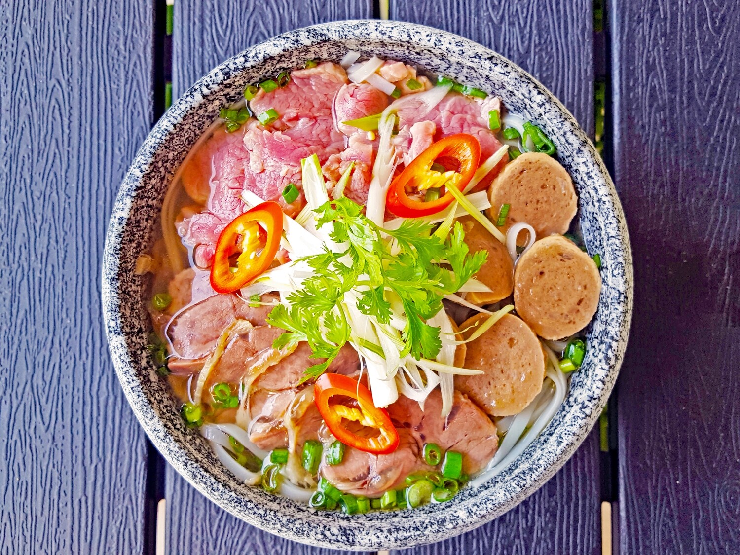 (Pho Bat Da) Hot Stone Bowl Pho (For Dine-in only)