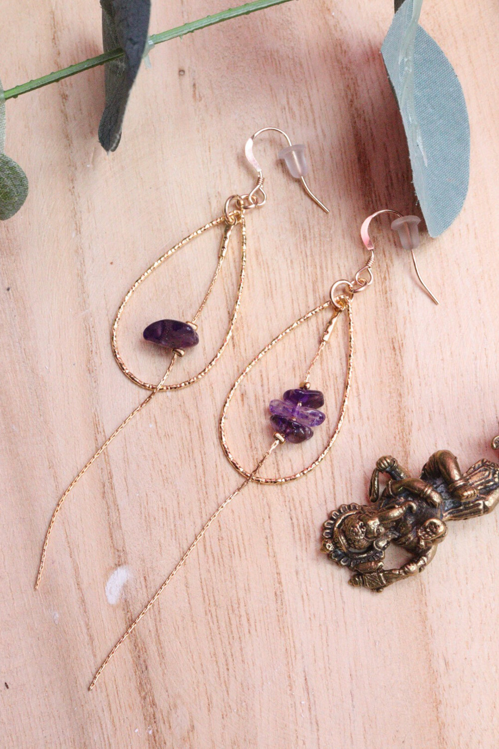 Boucles d’oreille goutte et améthyste 