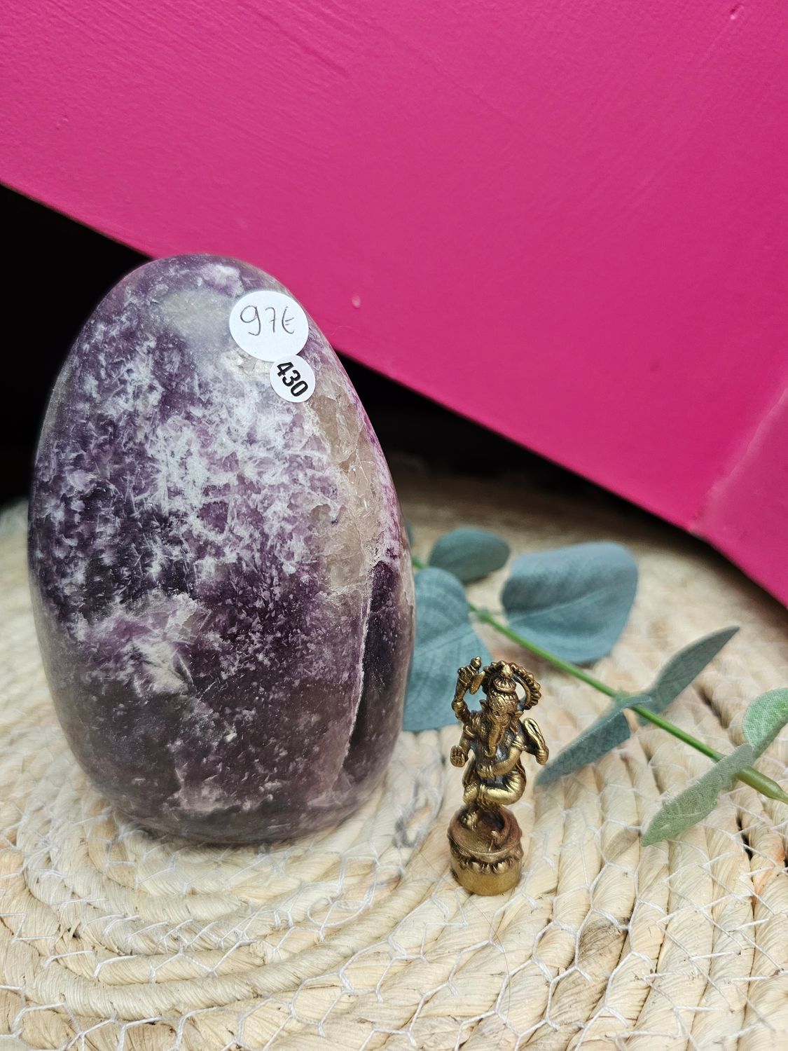 Lepidolite forme libre n°430