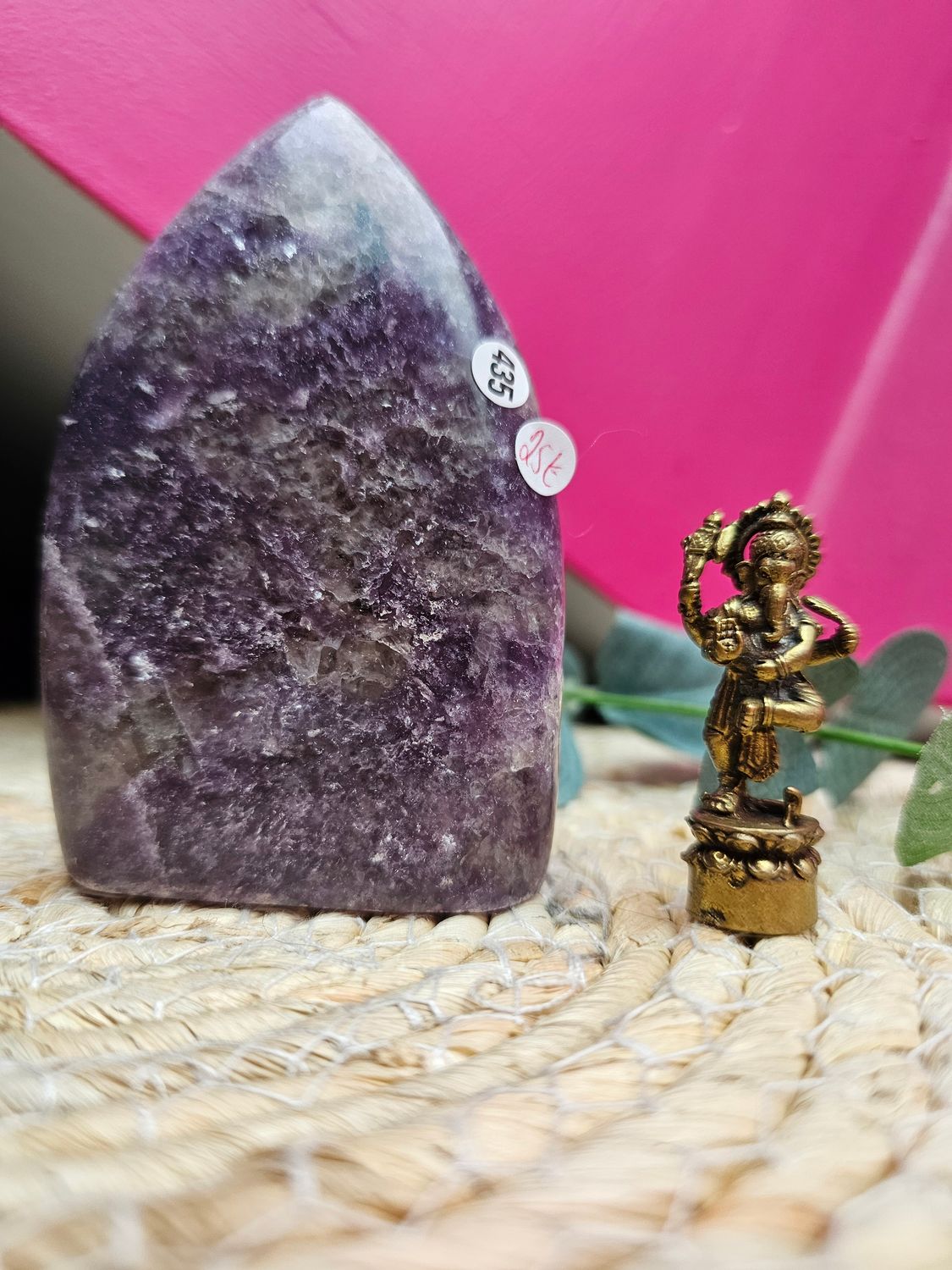 Lepidolite forme libre n°435