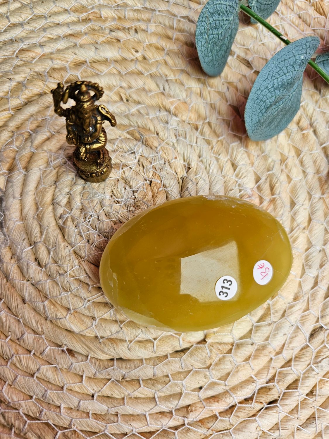 Galet en calcite citron °313