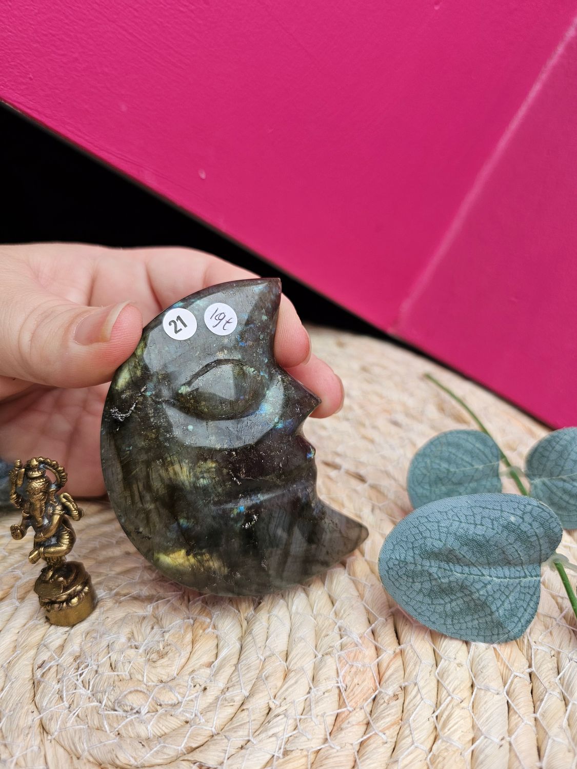 Lune en labradorite n°21