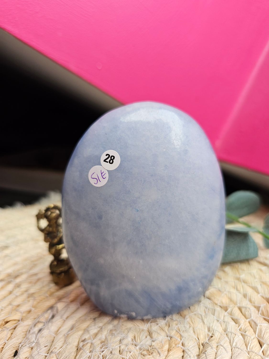 Forme libre de calcite bleue n°28