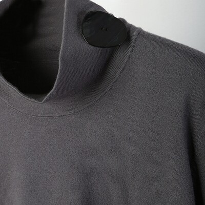Shell Button Embellished Stand Collar Sweater - Mid Grey Shell Button Embellished Stand Collar Sweater - Mid Grey