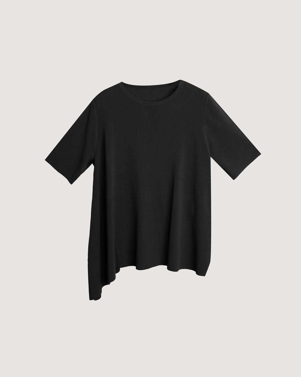 ASYMMETRIC HEM SIDE SLIT TOP - BLACK