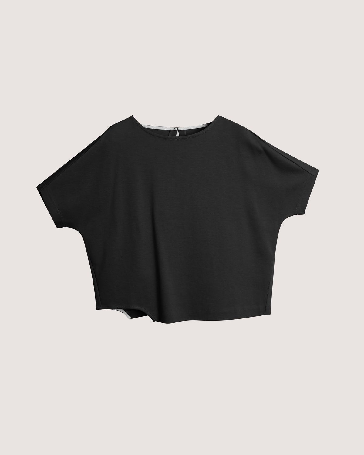 CUT-OUT HEM BOXY TEE - BLACK