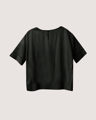 EYELET TRIM TOP - BLACK