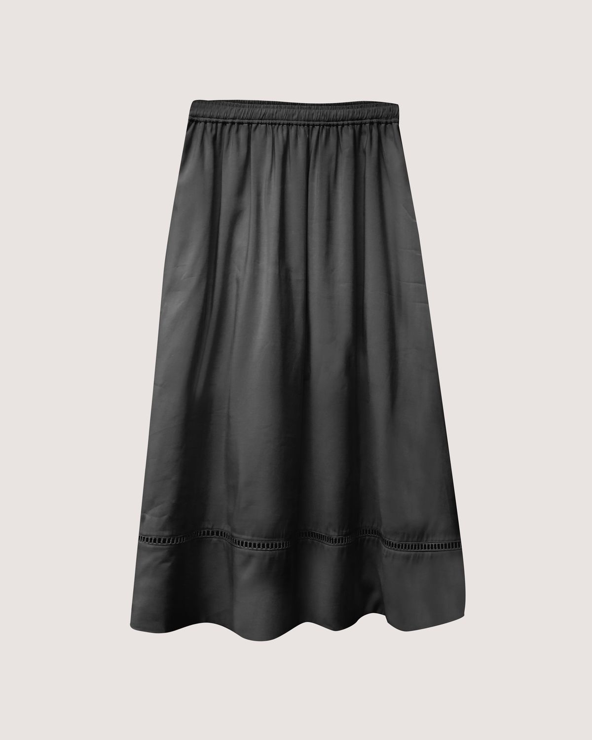 EYELET TRIM SKIRT - BLACK