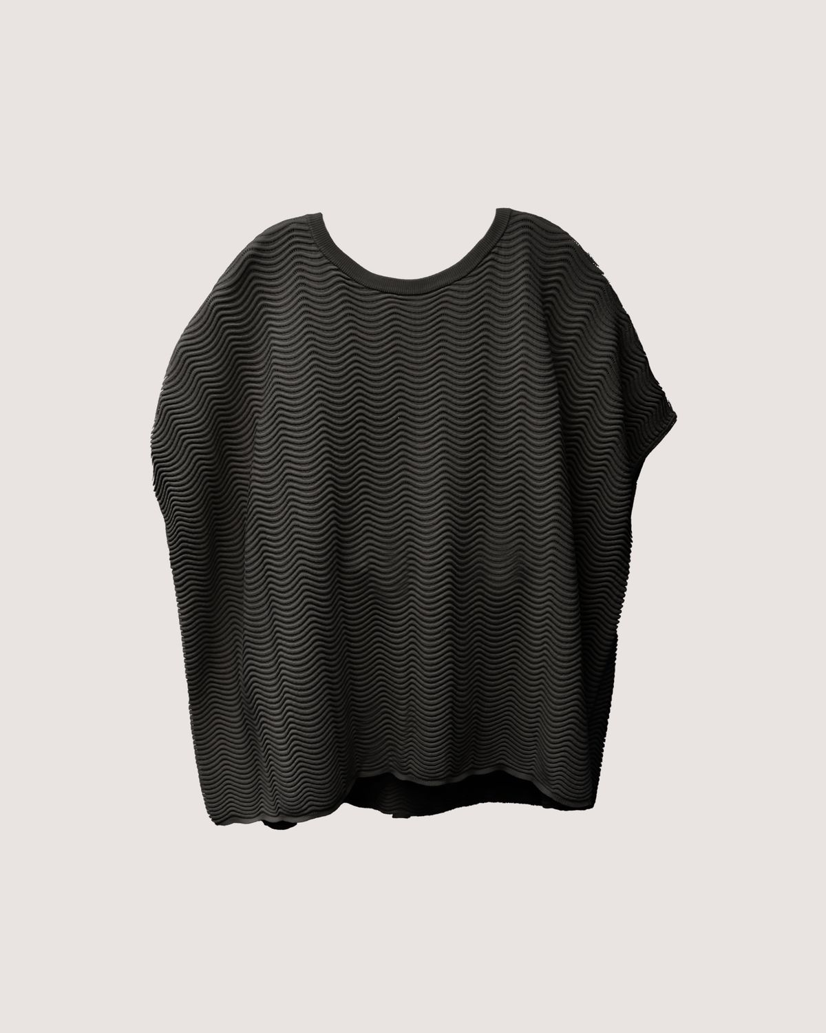 WAVY KNIT BOXY TOP - BLACK
