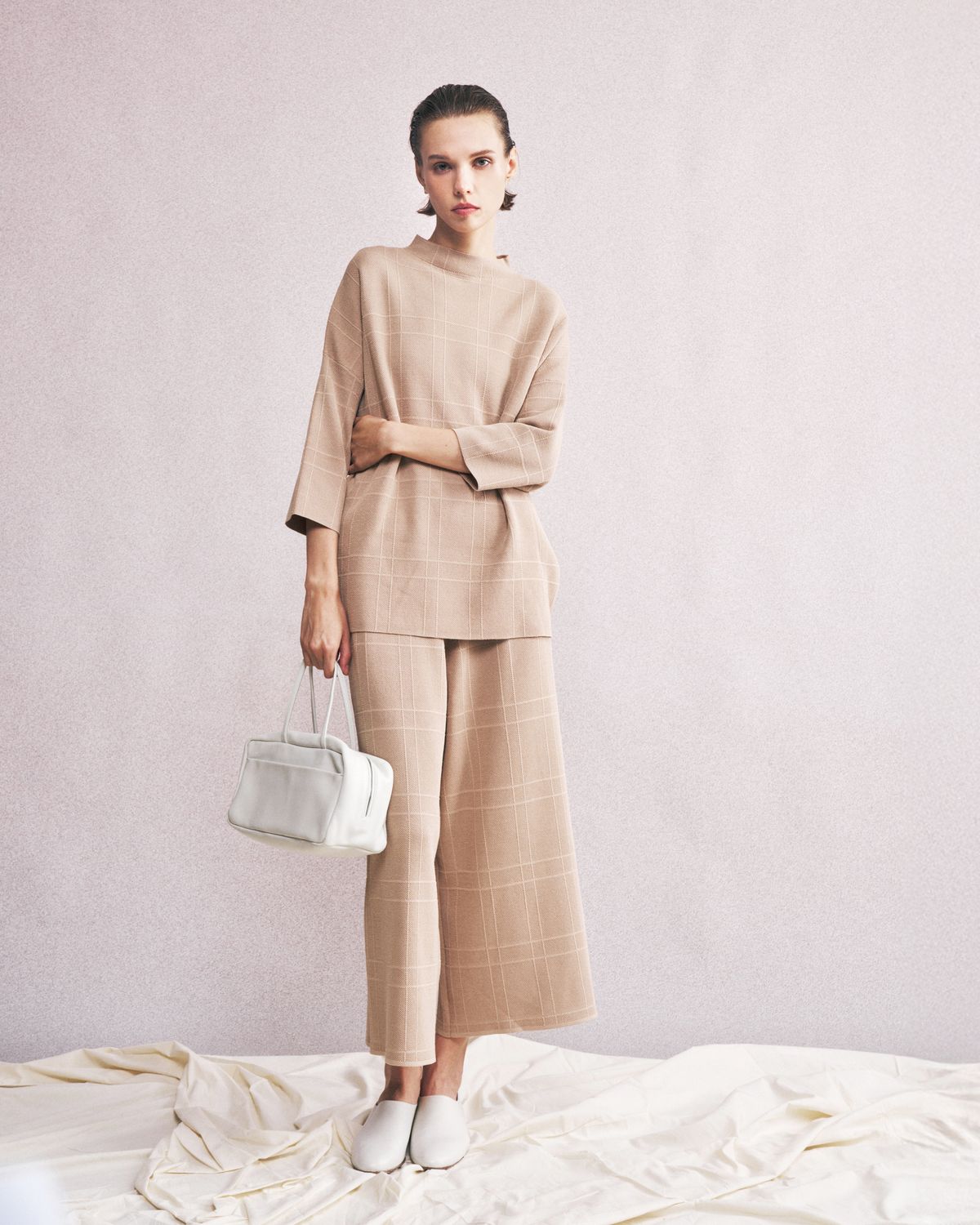 QUARTER SLEEVES TOP - SAND