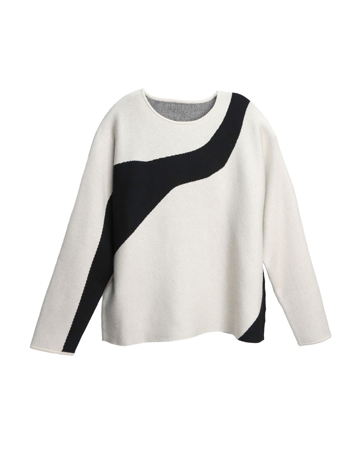CONTRAST COLOR BATWING TOP - ALMOND/ BLACK