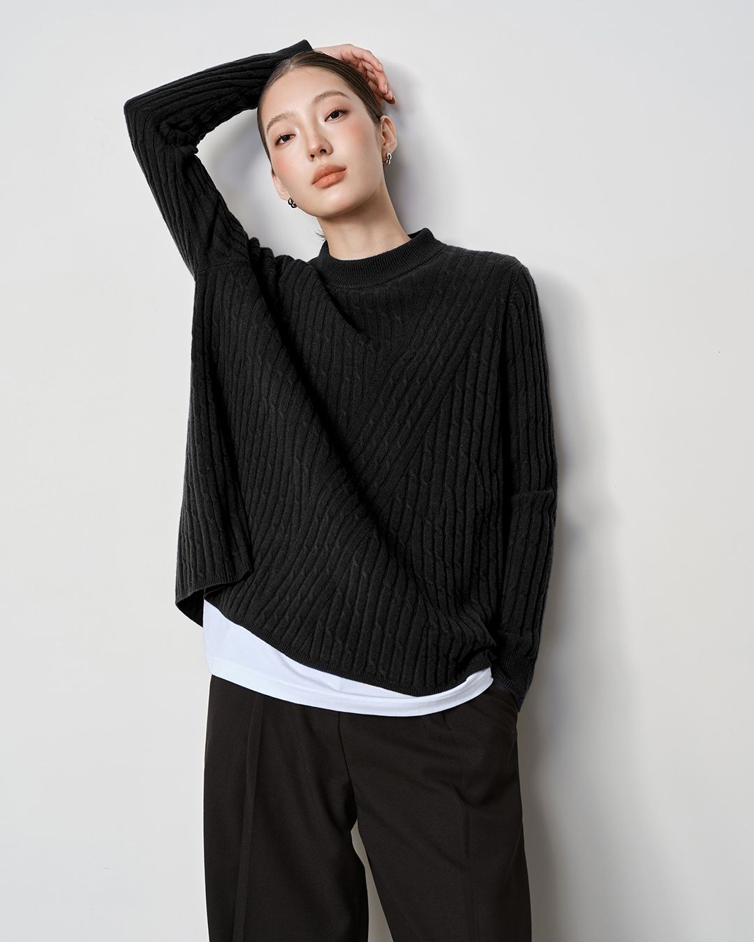 A-LINE CABLE KNIT TOP - BLACK