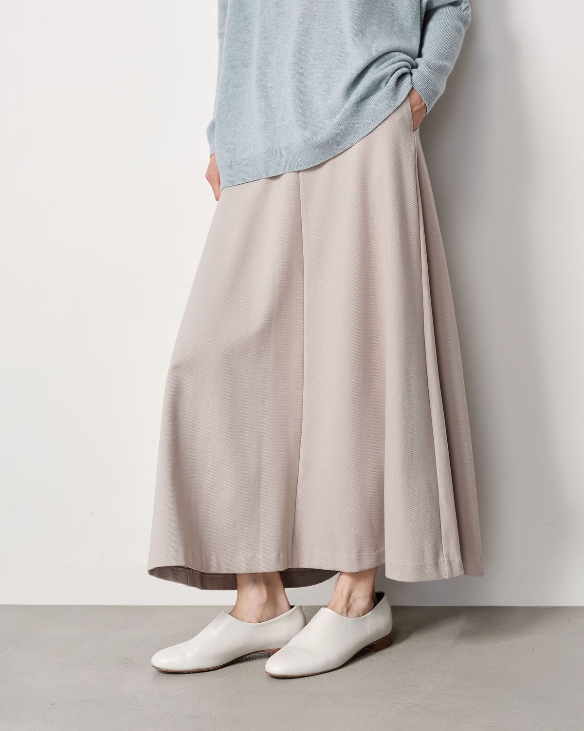 FLARE LONG SKIRT - BEIGE