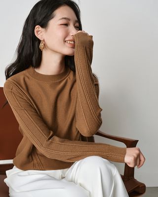 CABLE KNIT DETAILED TOP - MAPLE