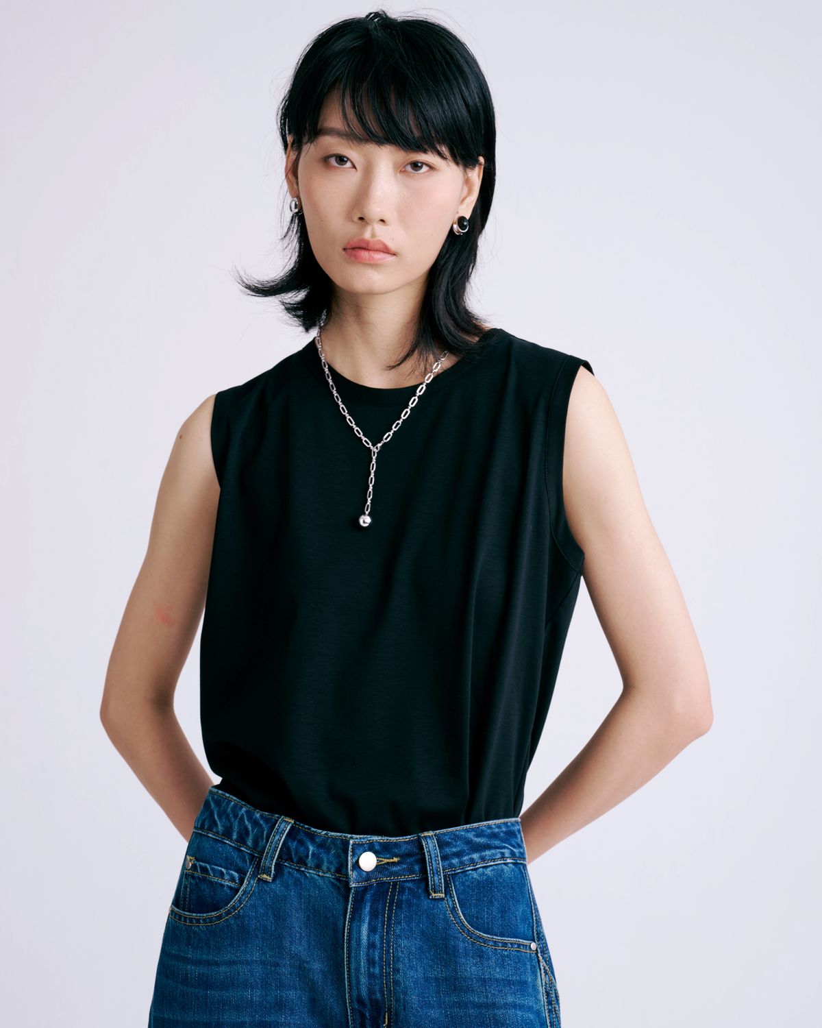 MESH TRIM TANK TOP - BLACK