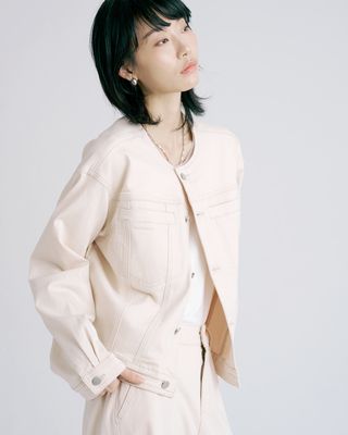 CROPPED DENIM JACKET - PEARL