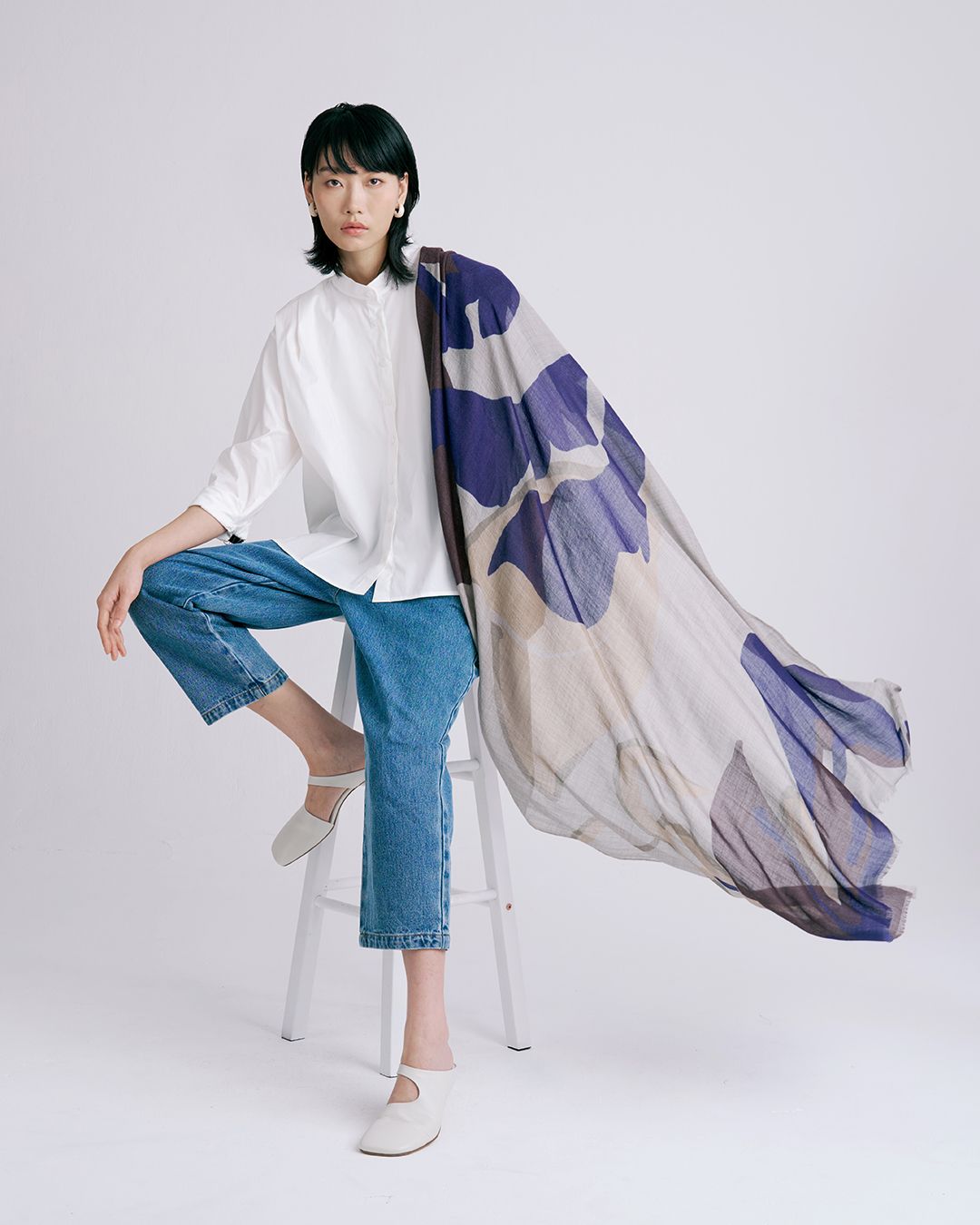 FLORAL PRINTED SCARF - FRENCH BLUE/RED BEAN