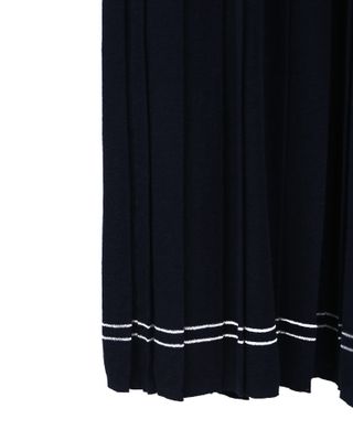 PLEATED KNITTED LONG SKIRT - NAVY/EGGSHELL