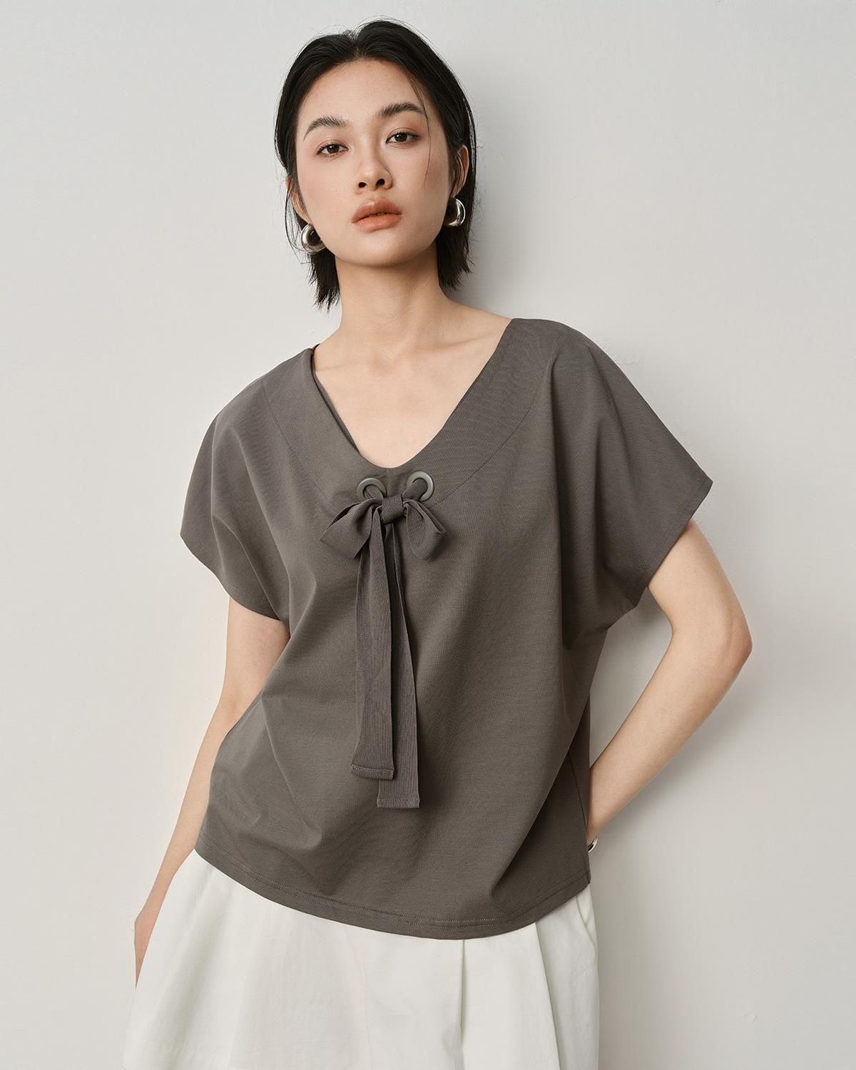RIBBON DETAILED T-SHIRT - REED