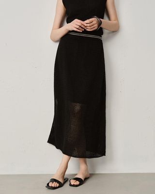 CROCHET OPEN WORK MIDI SKIRT - BLACK/ CREAM