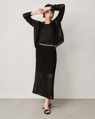 ZIPPED FRONT KNITTED TOP - BLACK/ CREAM