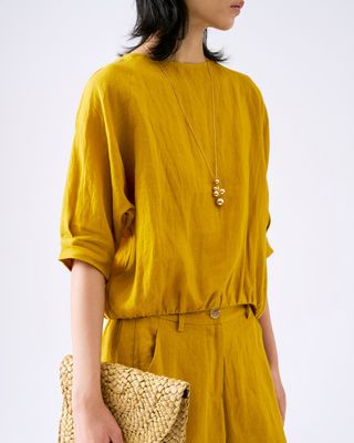 BUBBLE HEM TOP - MUSTARD
