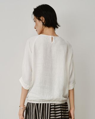 BUBBLE HEM TOP - EGGSHELL