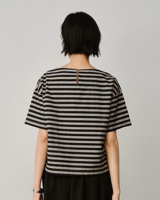 STRIPED SHORT SLEEVES TOP - BLACK/DOLPHIN