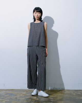 STRIPED STRAIGHT LEG PANTS - BLACK/DOLPHIN