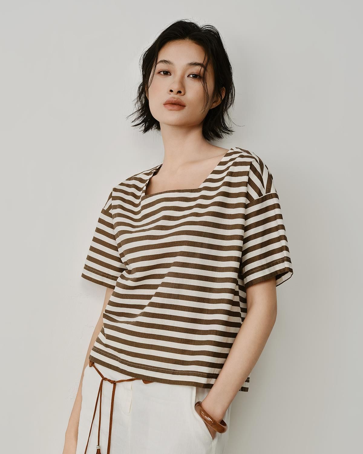 STRIPED SHORT SLEEVES TOP - CACAO/EGGSHELL