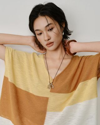 COLOUR BLOCKING BOXY TOP - MUSTARD /JOJOBA/ CREAM
