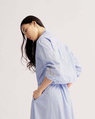 EMBROIDERY DETAILED SLEEVES TOP - SKY STRIPE/EGGSHELL