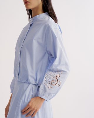 EMBROIDERY DETAILED SLEEVES TOP - SKY STRIPE/EGGSHELL