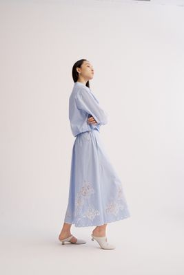 EMBROIDERY DETAILED LONG SKIRT - SKY STRIPE/EGGSHELL