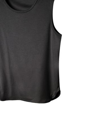 ROUND NECK VEST - BLACK