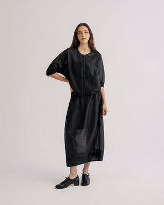 SILKY POLY LAWN BATWING ZIP-FRONT JACKET - BLACK