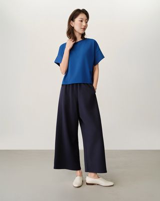 DOUBLE-KNIT HYBRID TOP WITH CRINKLE BALLOON SLEEVES - RIVERIA