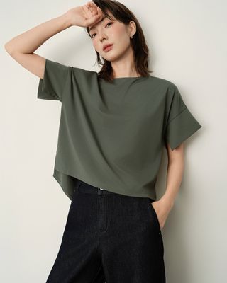 DOUBLE-KNIT HYBRID TOP WITH CRINKLE BALLOON SLEEVES - BASIL