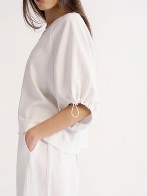 VOLUMINOUS-SLEEVE SWEATSHIRT - EGGSHELL