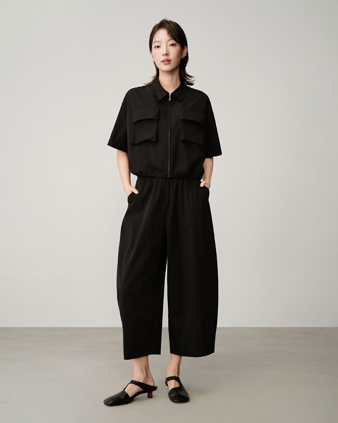 BALLON FIT CROPPED PANTS - BLACK