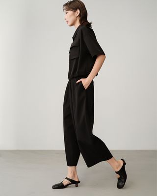 BALLON FIT CROPPED PANTS - BLACK