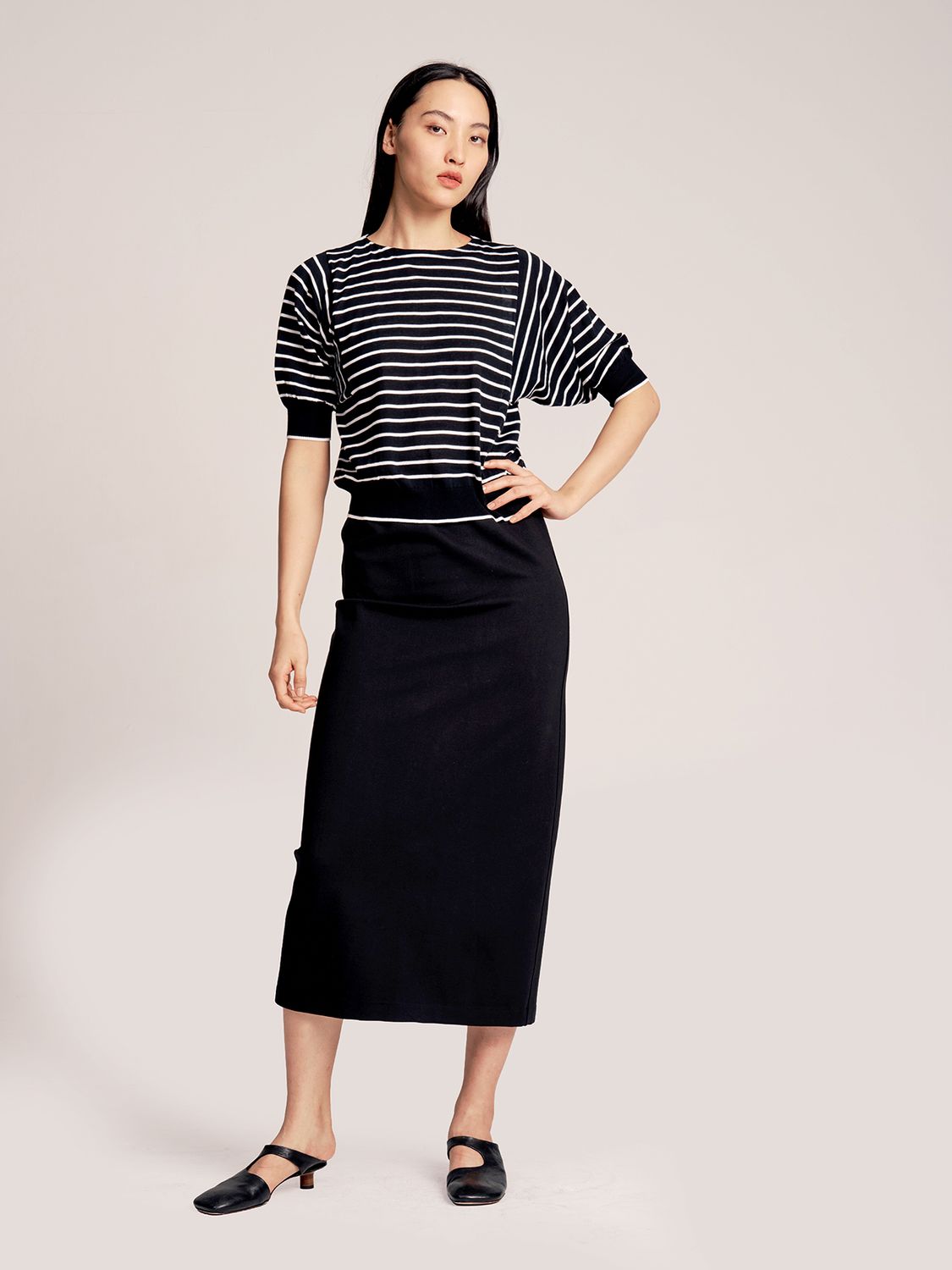 HIGH SLIT DOUBLE KNIT LONG SKIRT - BLACK
