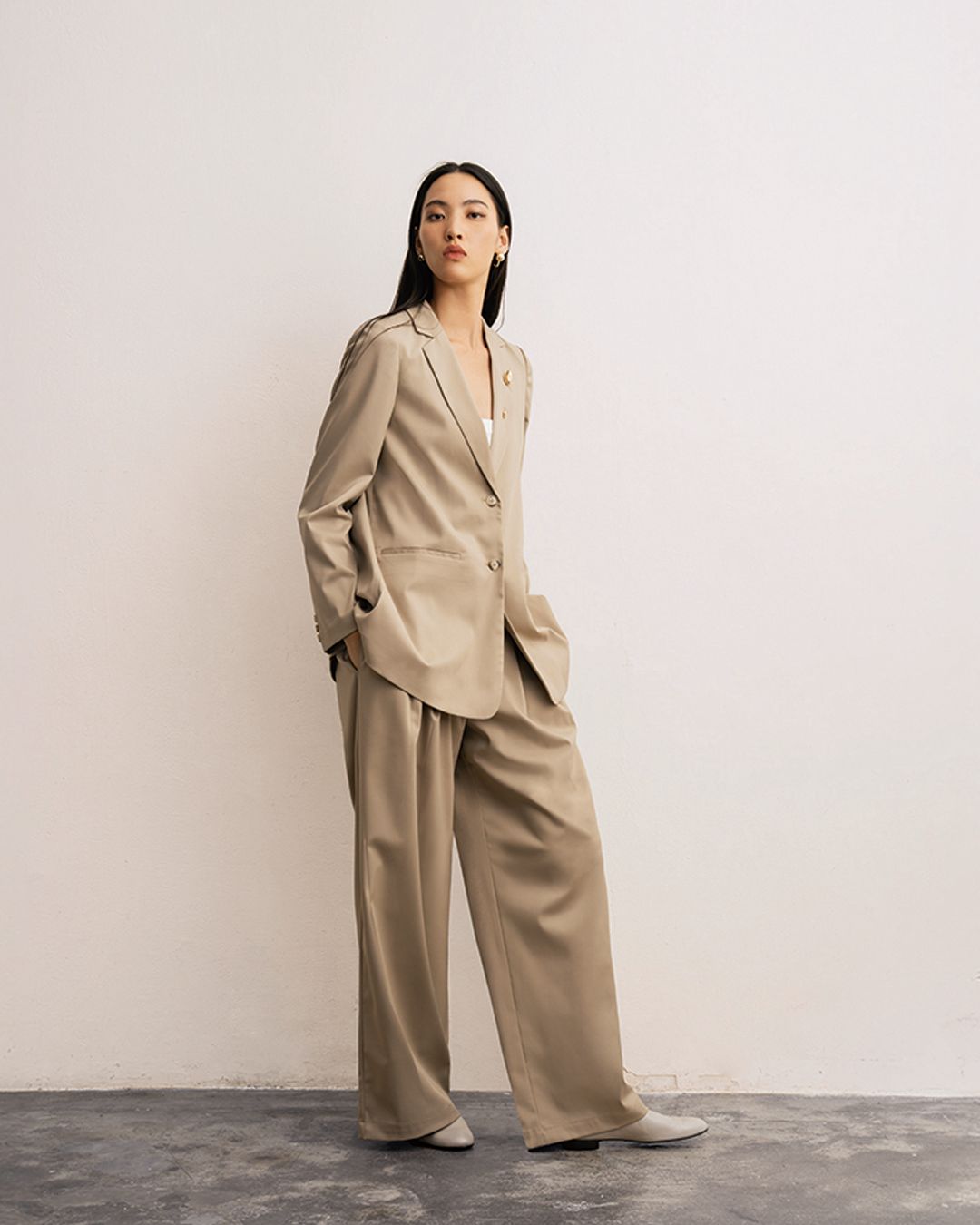 WOOL-BLEND GABARDINE BLAZER - CEMENT