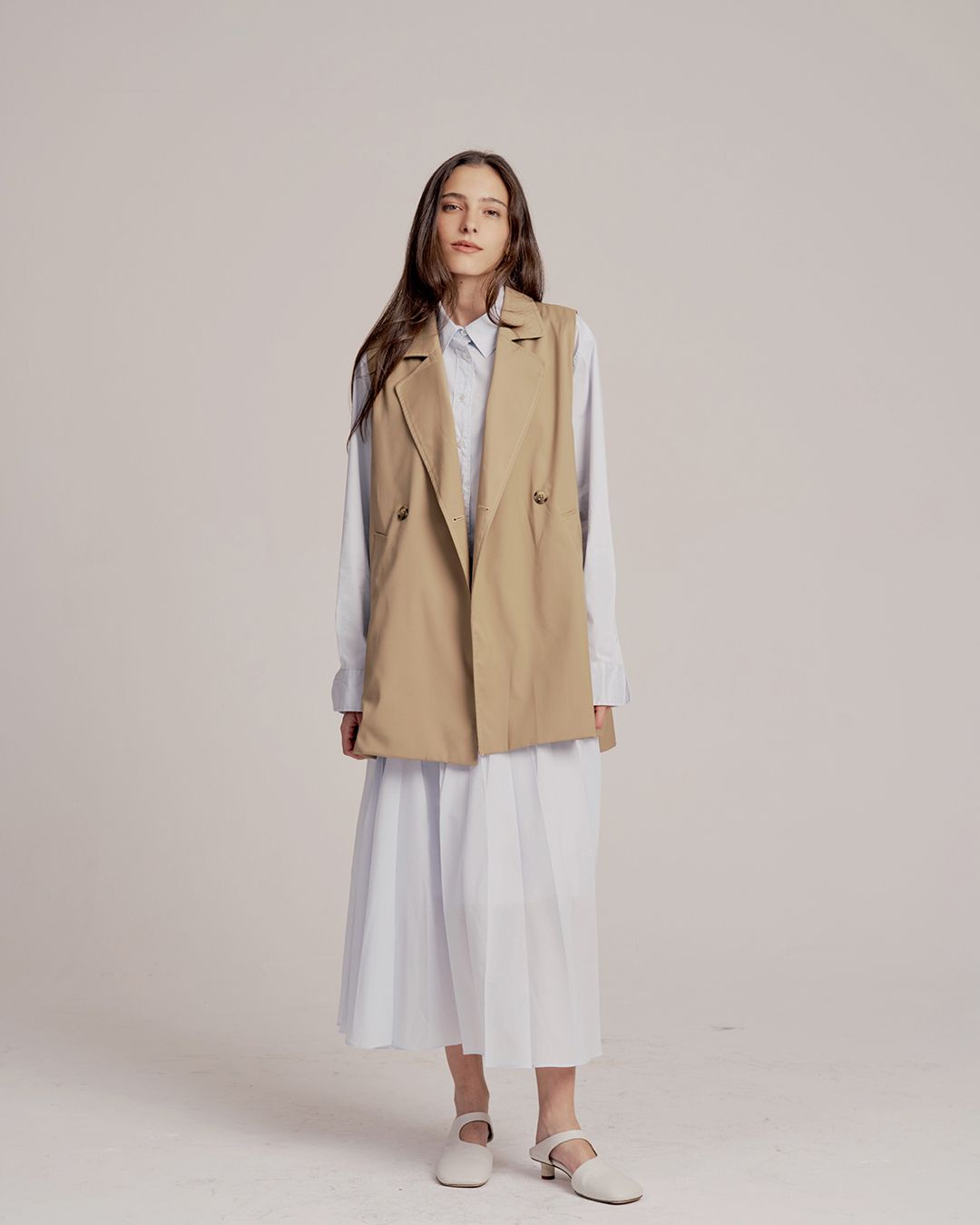 DOUBLE-BREASTED TRENCH VEST WITH OPEN SIDES &amp; BUCKLES - CAMEL