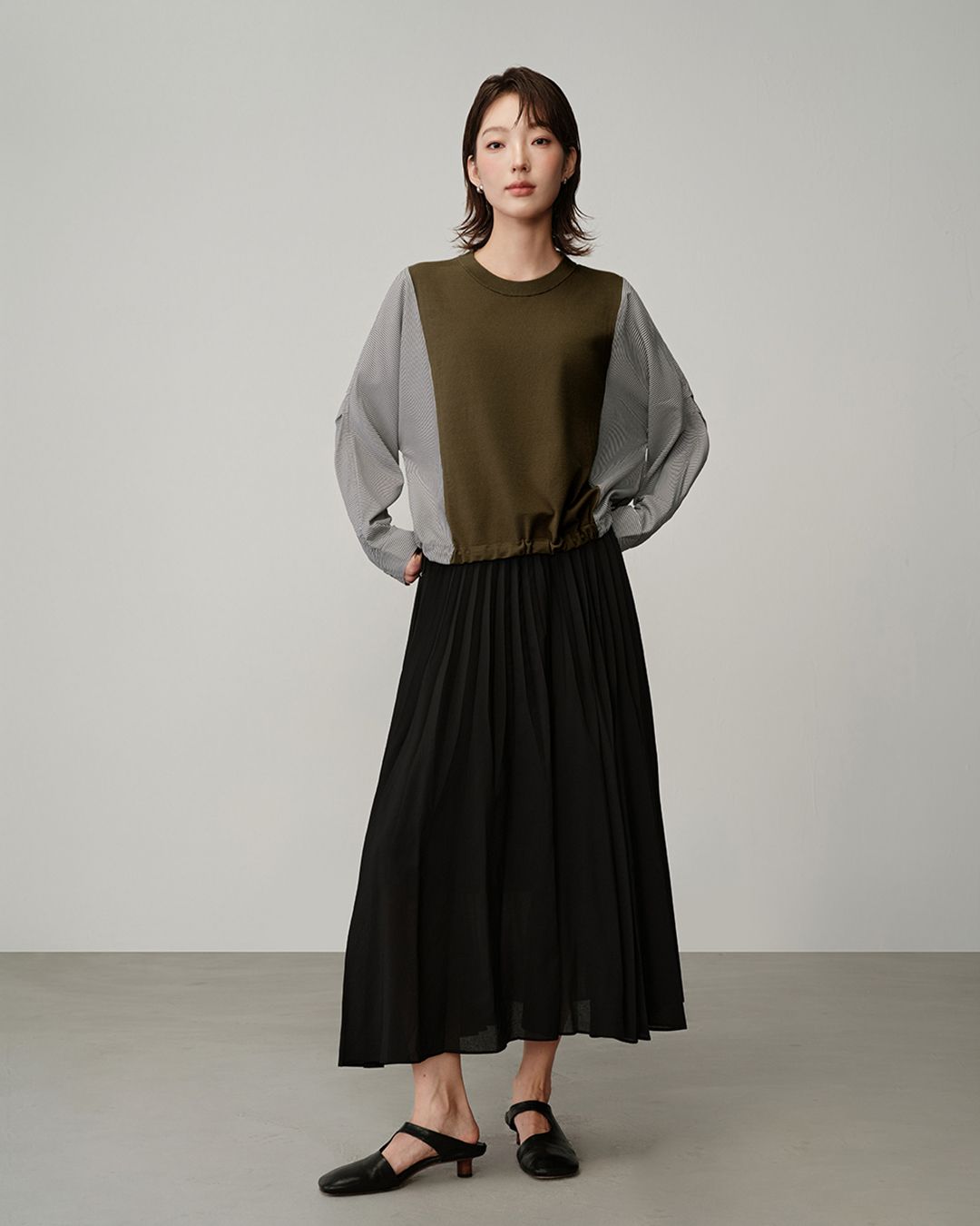 FABRIC BLOCKING ADJUSTABLE HEM TOP - OLIVE/BLACK STRIPE