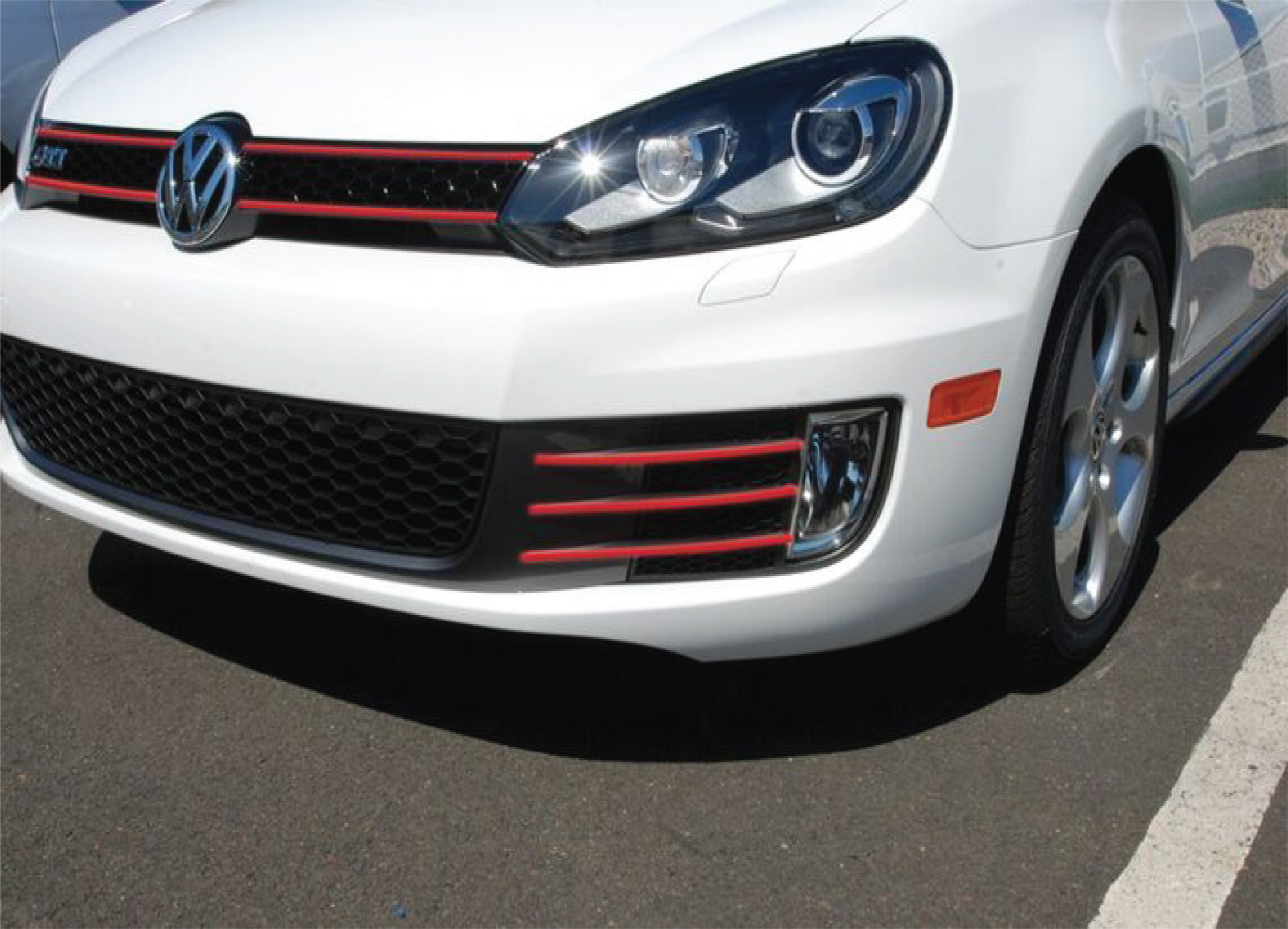 Trucks and SUVs Cowles S37525 Red Custom Color Trim for Cars Trucks and SUVs Cowles S37525 Red Custom Color Trim for Cars