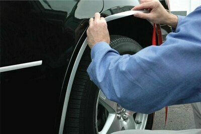 WHEEL WELL MOLDING