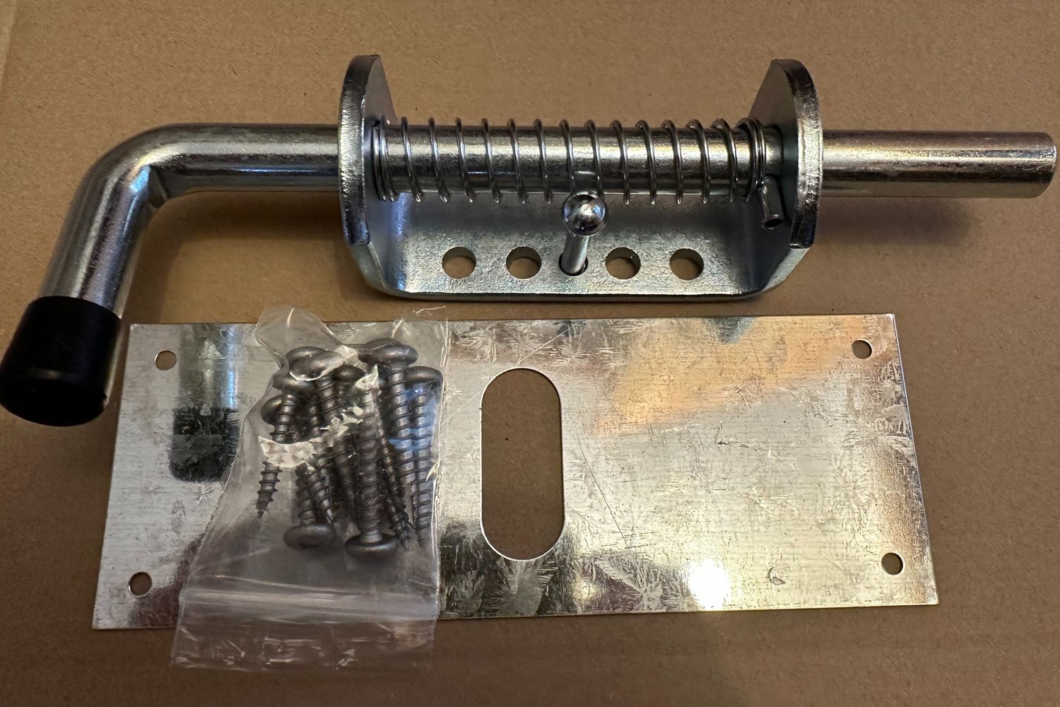 GATEMATE® Spring-loaded bolt with receiving plate, 16mm diameter, zinc plated