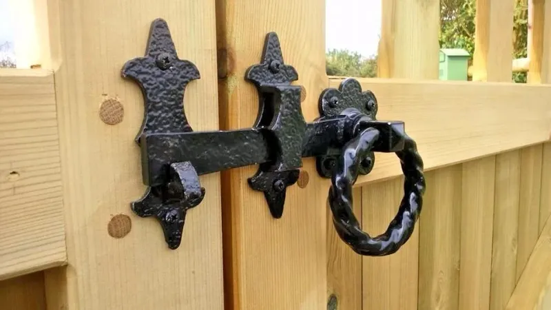 Antique style, ring latch 200mm, dull black Antique style, ring latch 200mm, dull black
